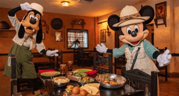 Dining With Donald And Friends At Tusker House