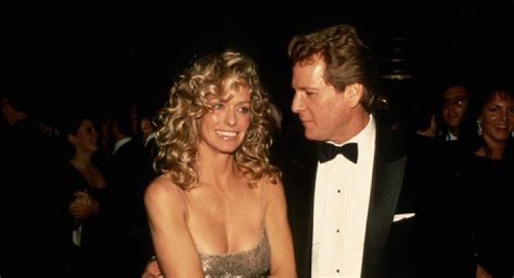 Farrah Fawcett Didn’t Want to Be Buried Next to Ryan O’Neal, Insider Claims